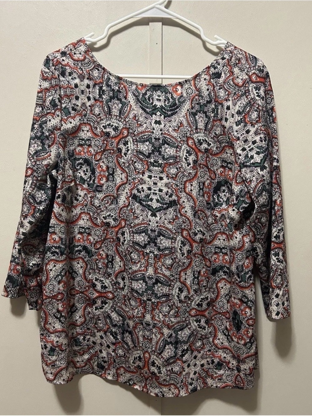The Limited Paisley Print Long Sleeve Tee - White, Black, Rust